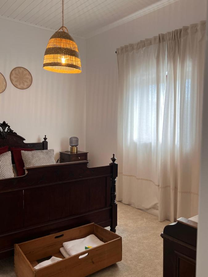 Villa Casa Bizarra à Castanheira de Pera Extérieur photo